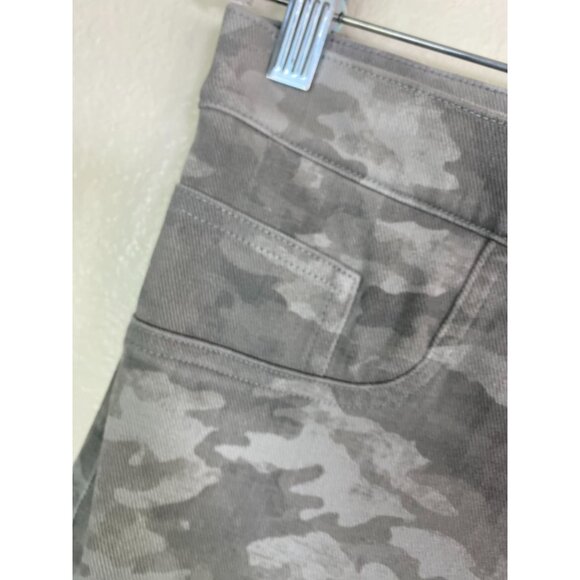 Spanx Womens Gray Camo jeggings size Large Skinny Pull on Stretch Classic - Picture 13 of 16